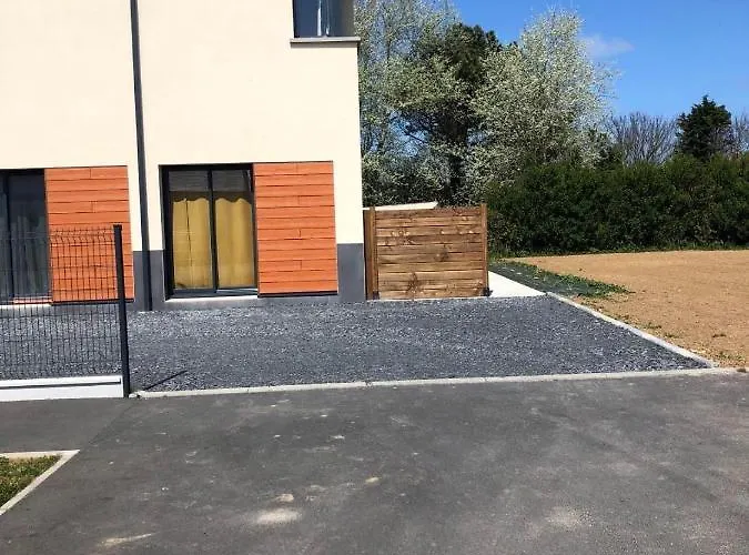 La Poupe, F3 Avec Terrasse A 60M De La Plage